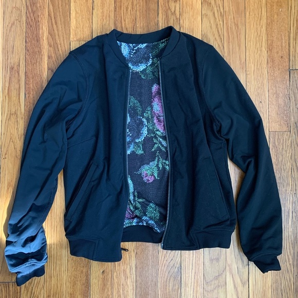 Lululemon reversible full zip garden party bomber jacket EUC size 4 - Picture 2 of 8